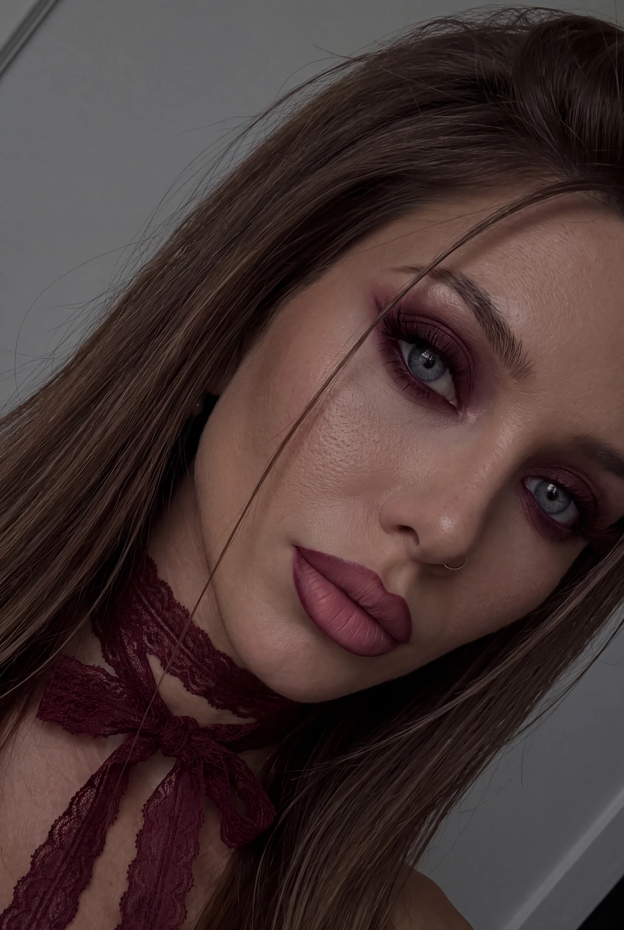 Моя личная осень пахнет терпким вином и тайнами. 🌒 Повторить в 1 клик 🍷🖤