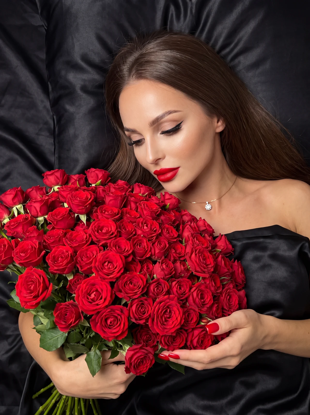 С цветами 🌹 Нажмите 🔁 чтобы повторить
