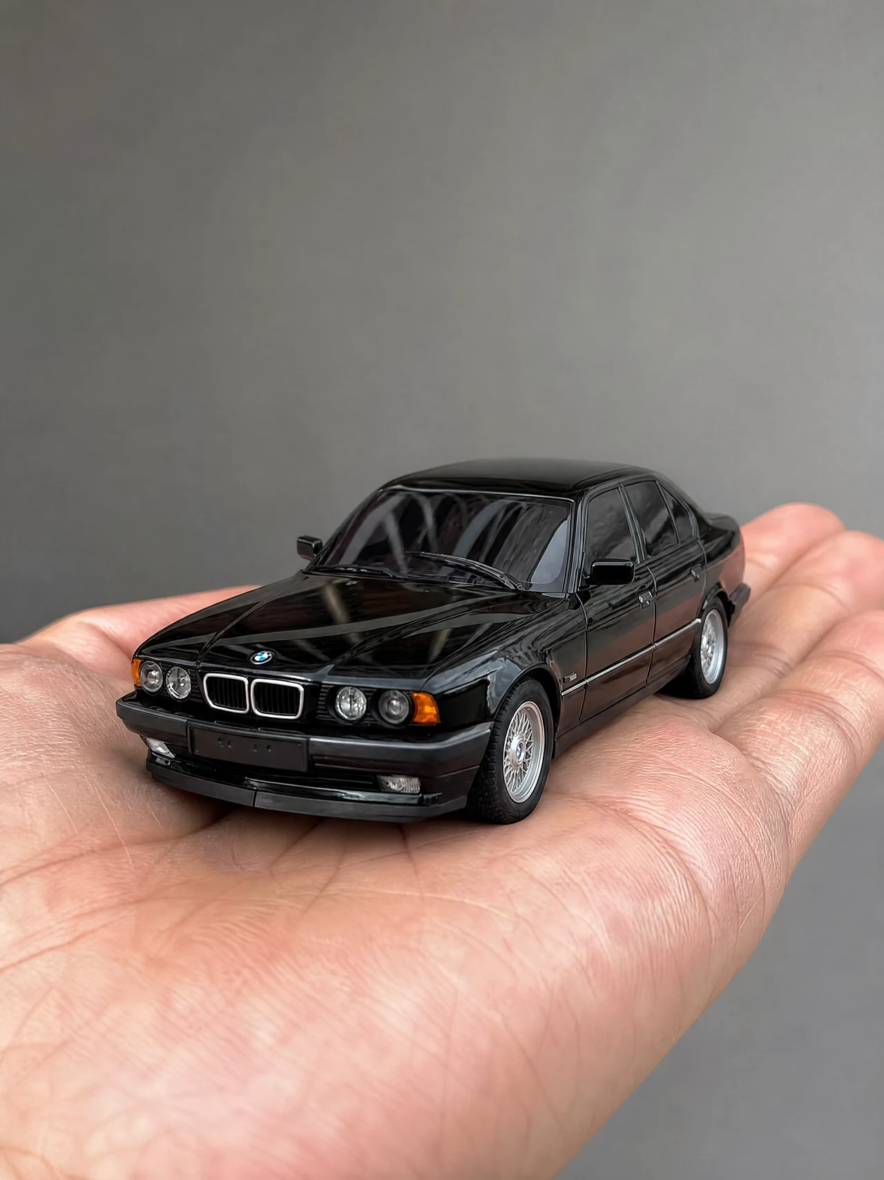 🚗 Миниатюрная модель вашего автомобиля ...... 👆🏼 Нажмите на 🔄 чтобы повторить ✨