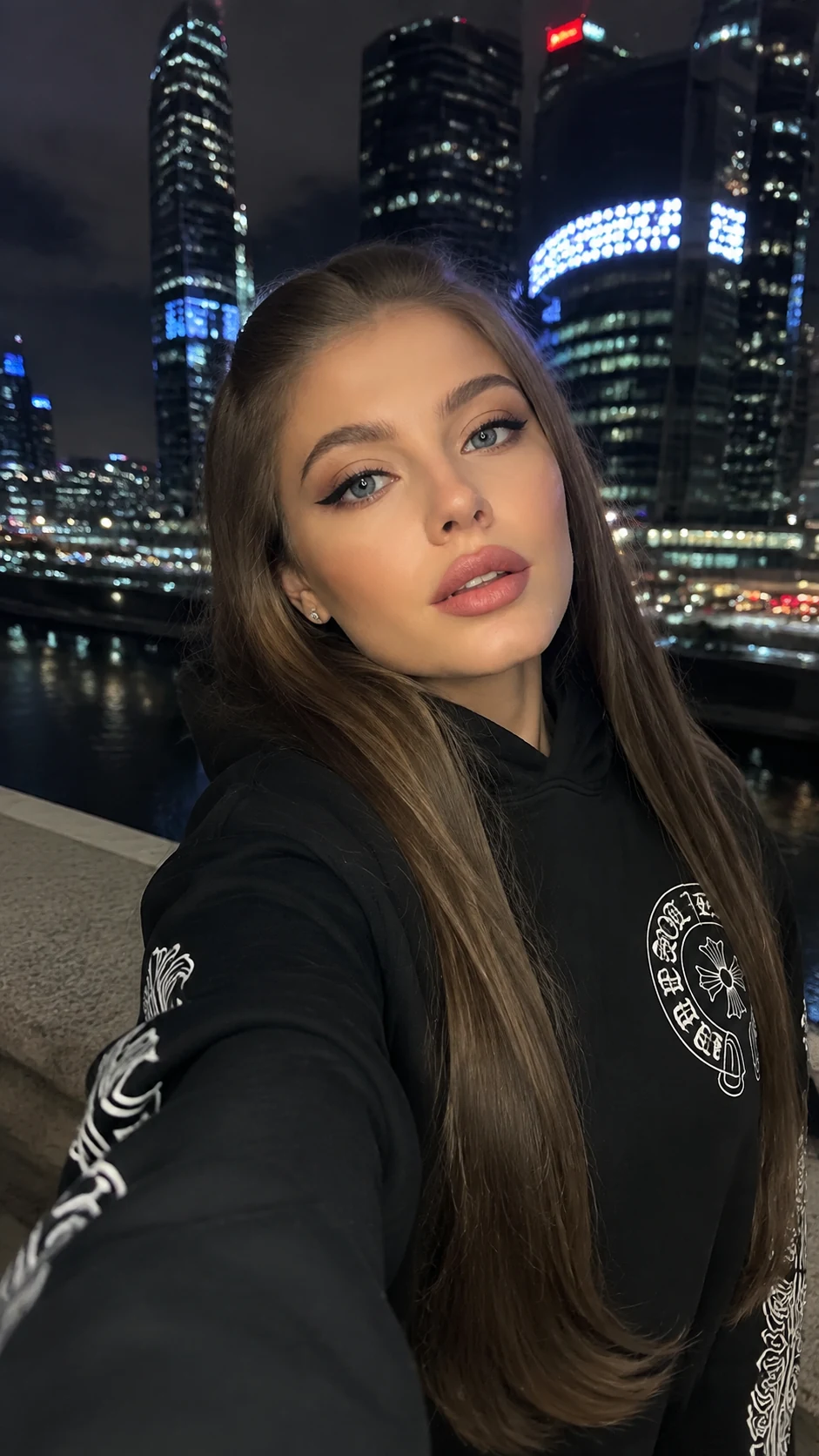 🌃 Moscow City ..... 👆🏼 Нажмите на ФОТО чтобы повторить ✨